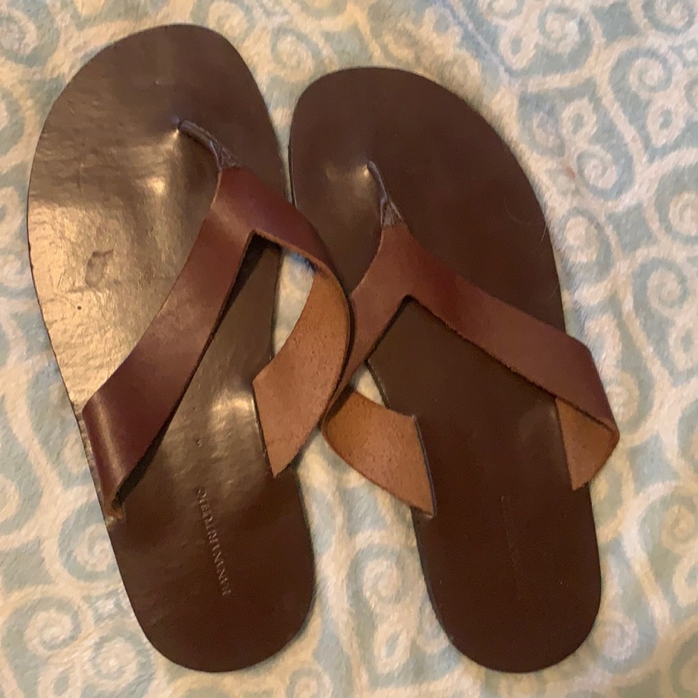 Banana republic leather flips